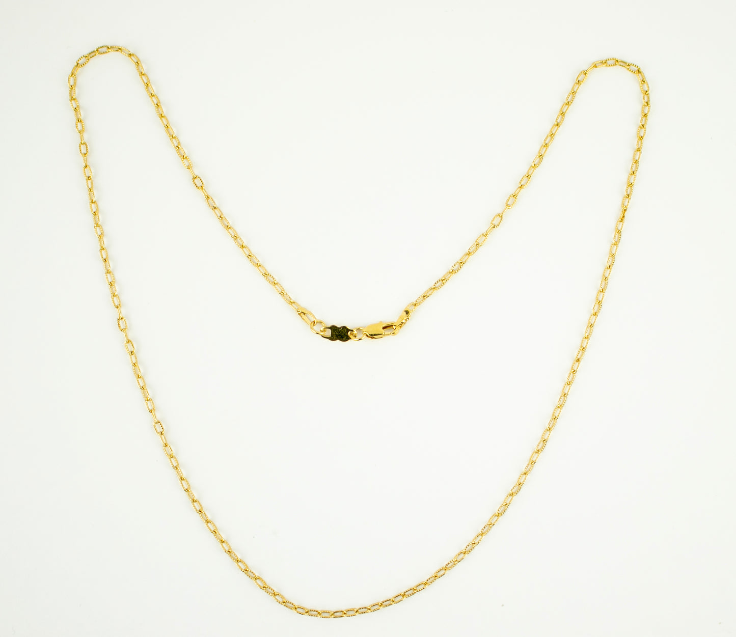 CUBAN LINK CHAIN